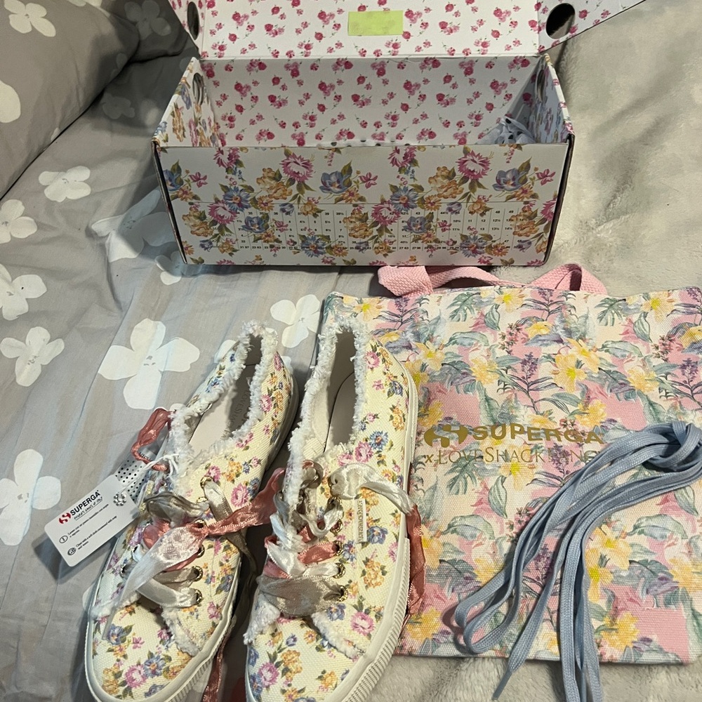 Floral Women's Sneakers with Pink and Cream Accents